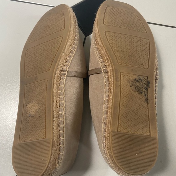 Tory Burch espadrille style flats - Picture 4 of 4